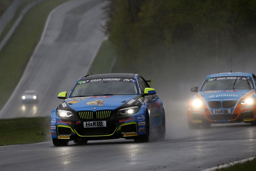  BMW M240i Racing (F22) 2018 года  (фото 9 из 22)